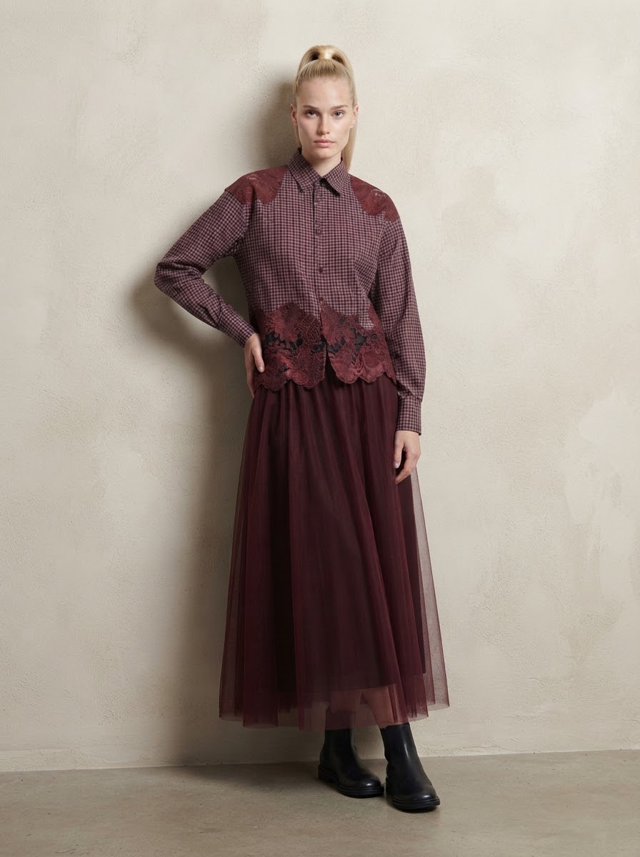 Faye - Check and lace shirt