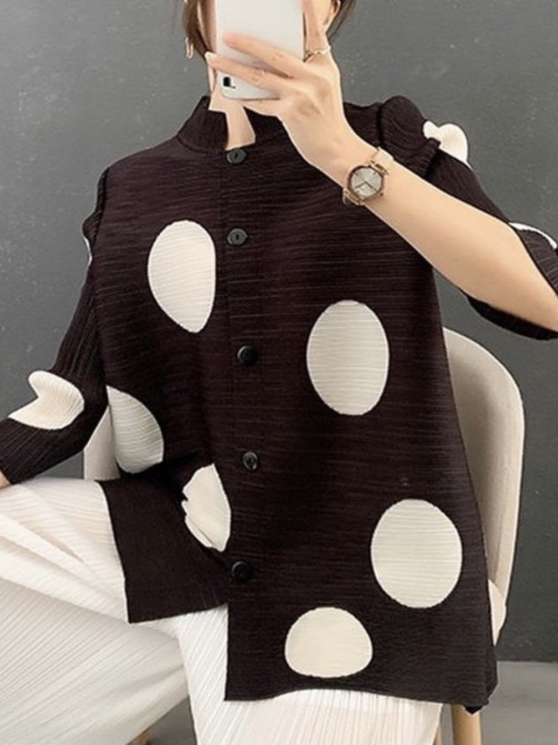 Eden - Short spot pleated jacket