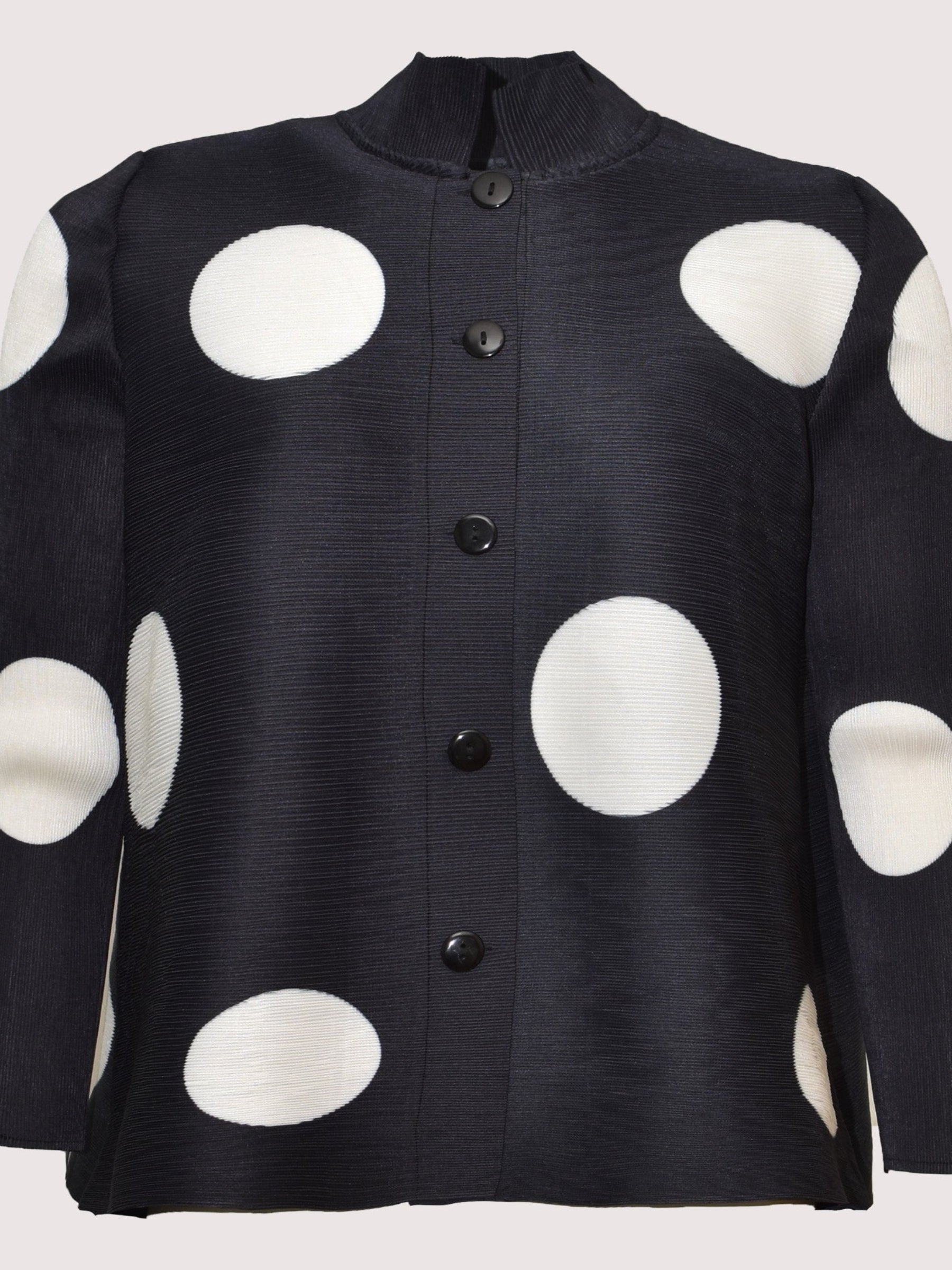 Eden - Short spot pleated jacket