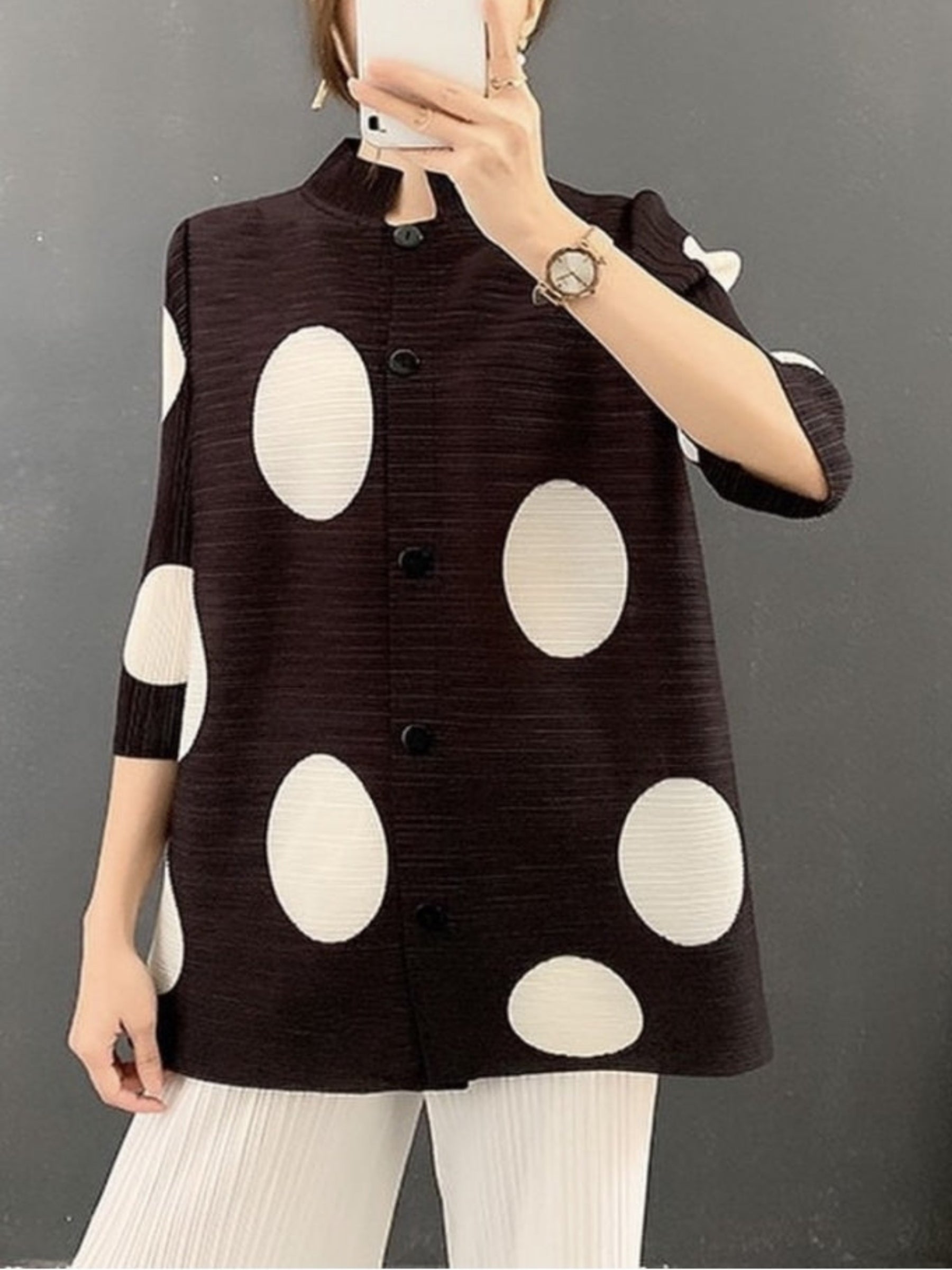 Eden - Short spot pleated jacket