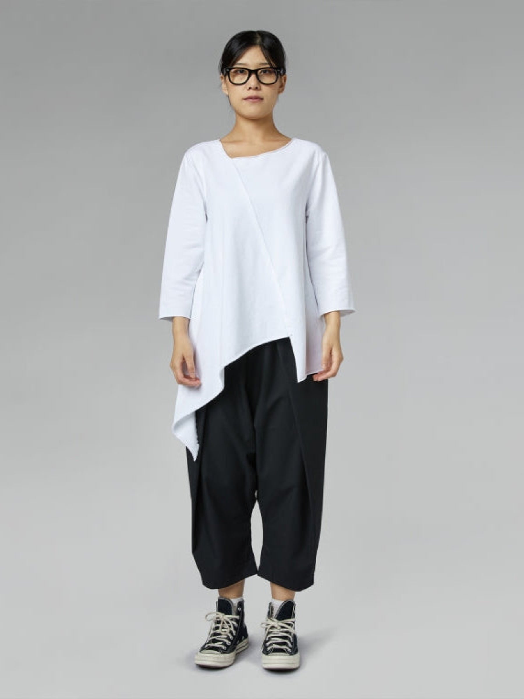 Lilibet - Asymmetric raw edge top