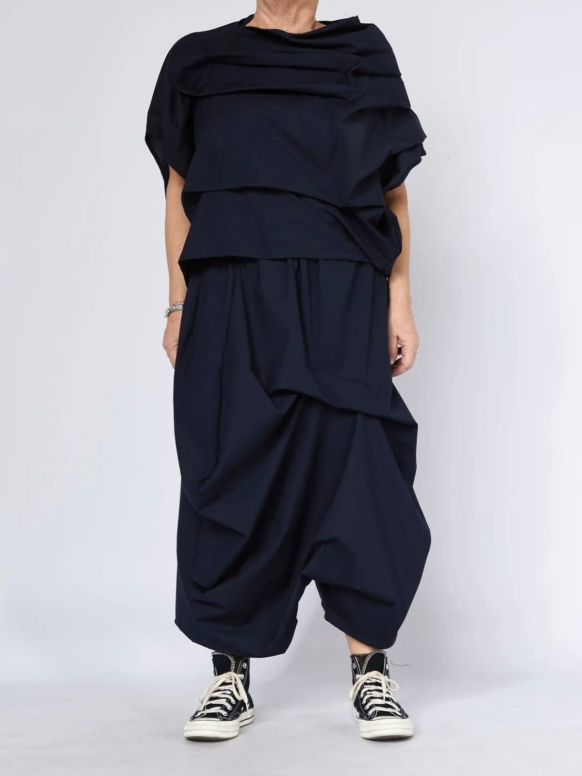 Robbie - Pintuck detail top