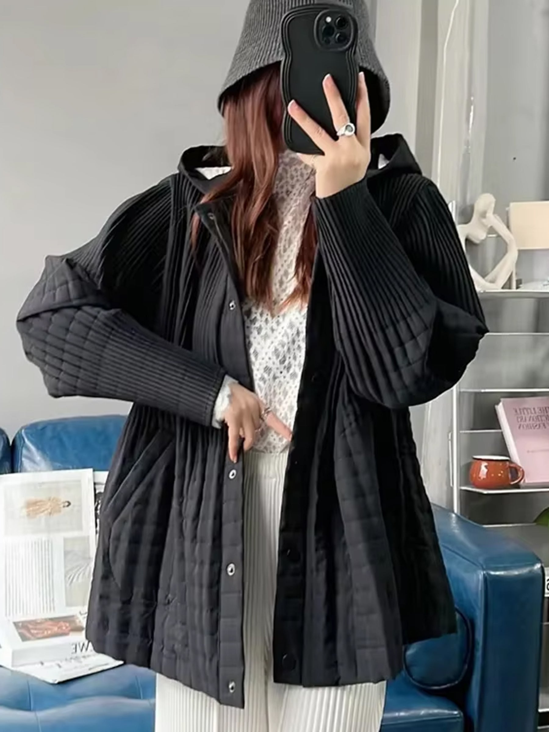 Orla - Short pleat jacket