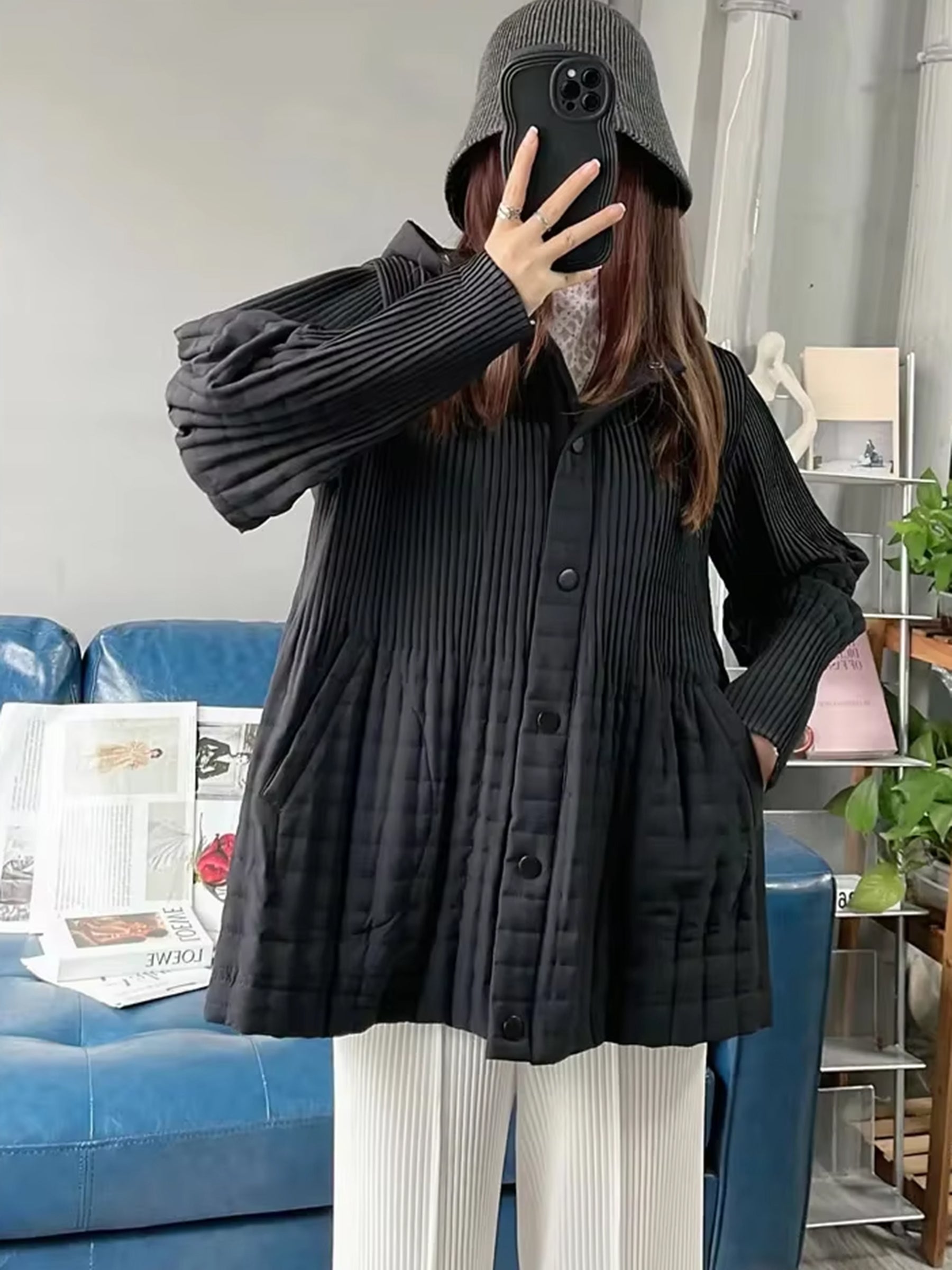 Orla - Short pleat jacket