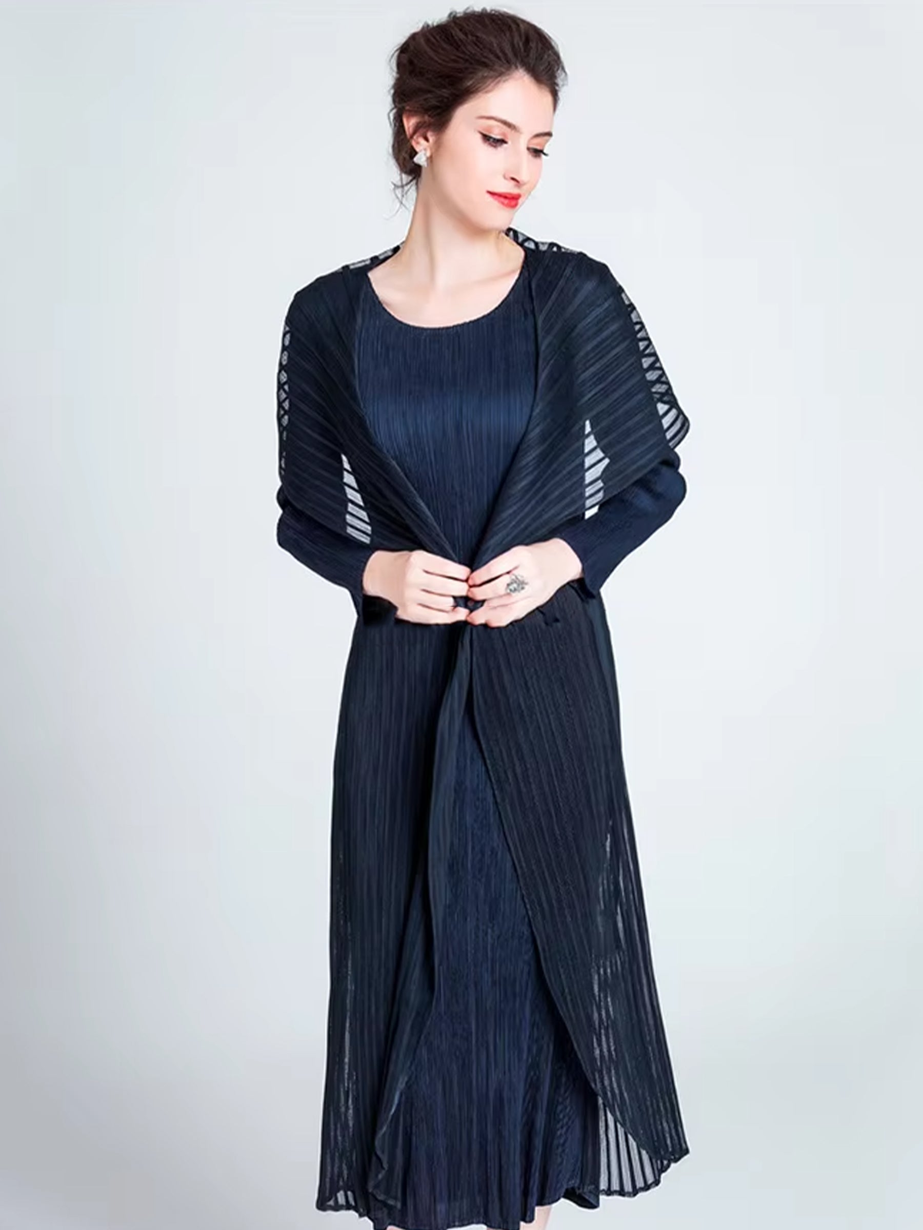 Natalia - Pleated shrug dress