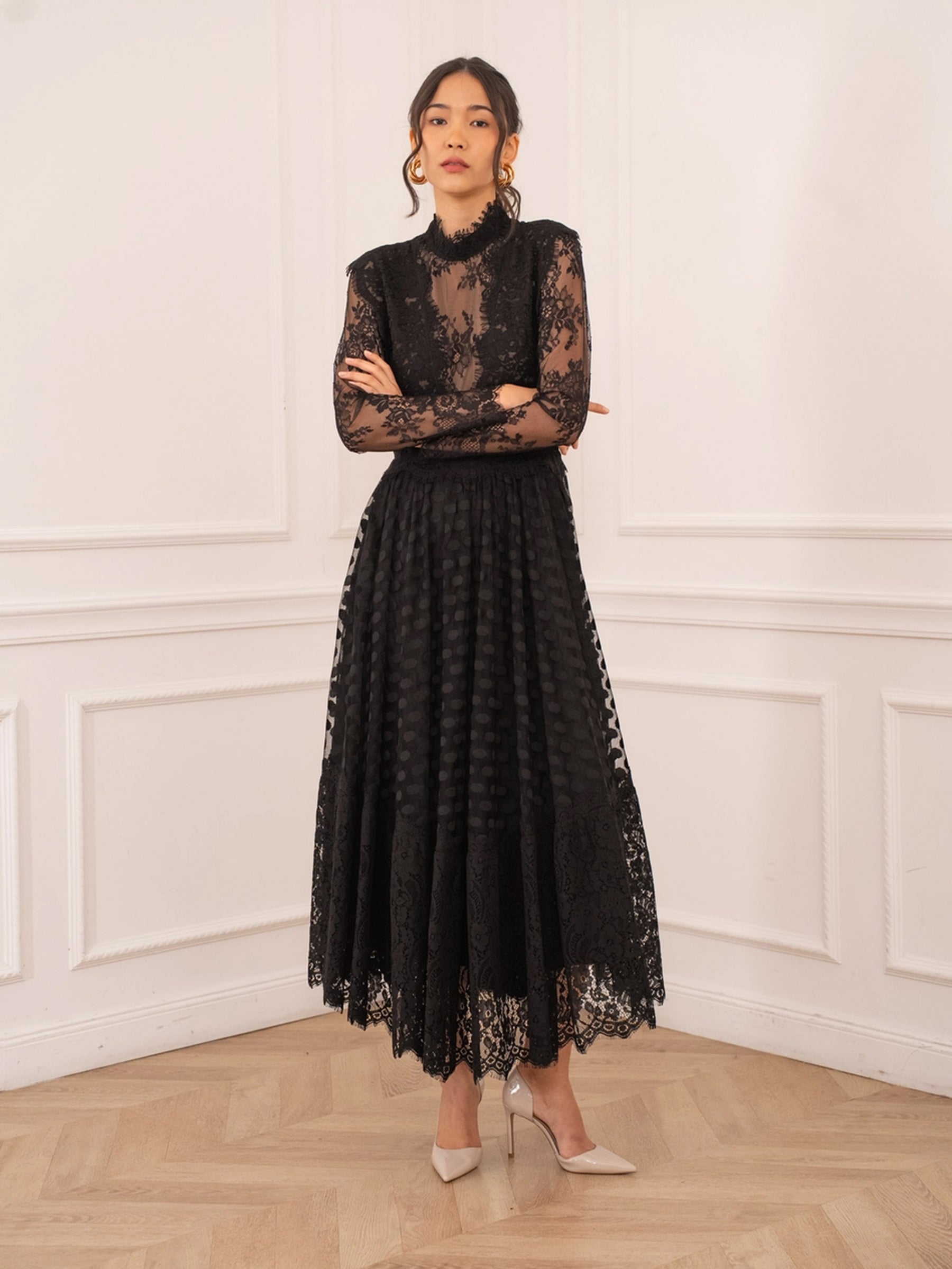 Melinda -  Lace maxi dress