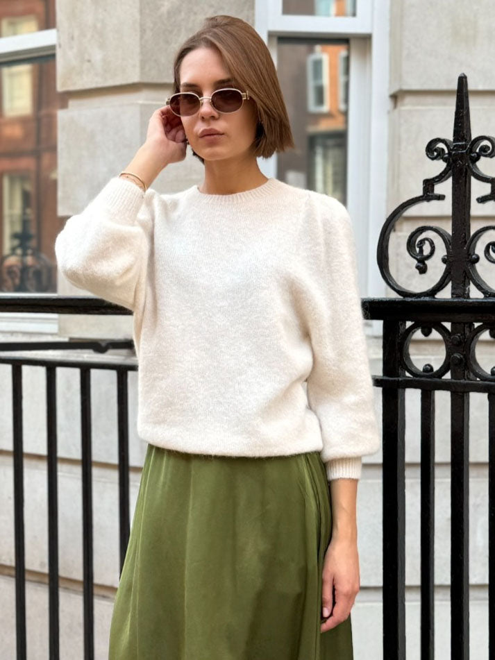 Anni - Puff sleeve jumper Cream