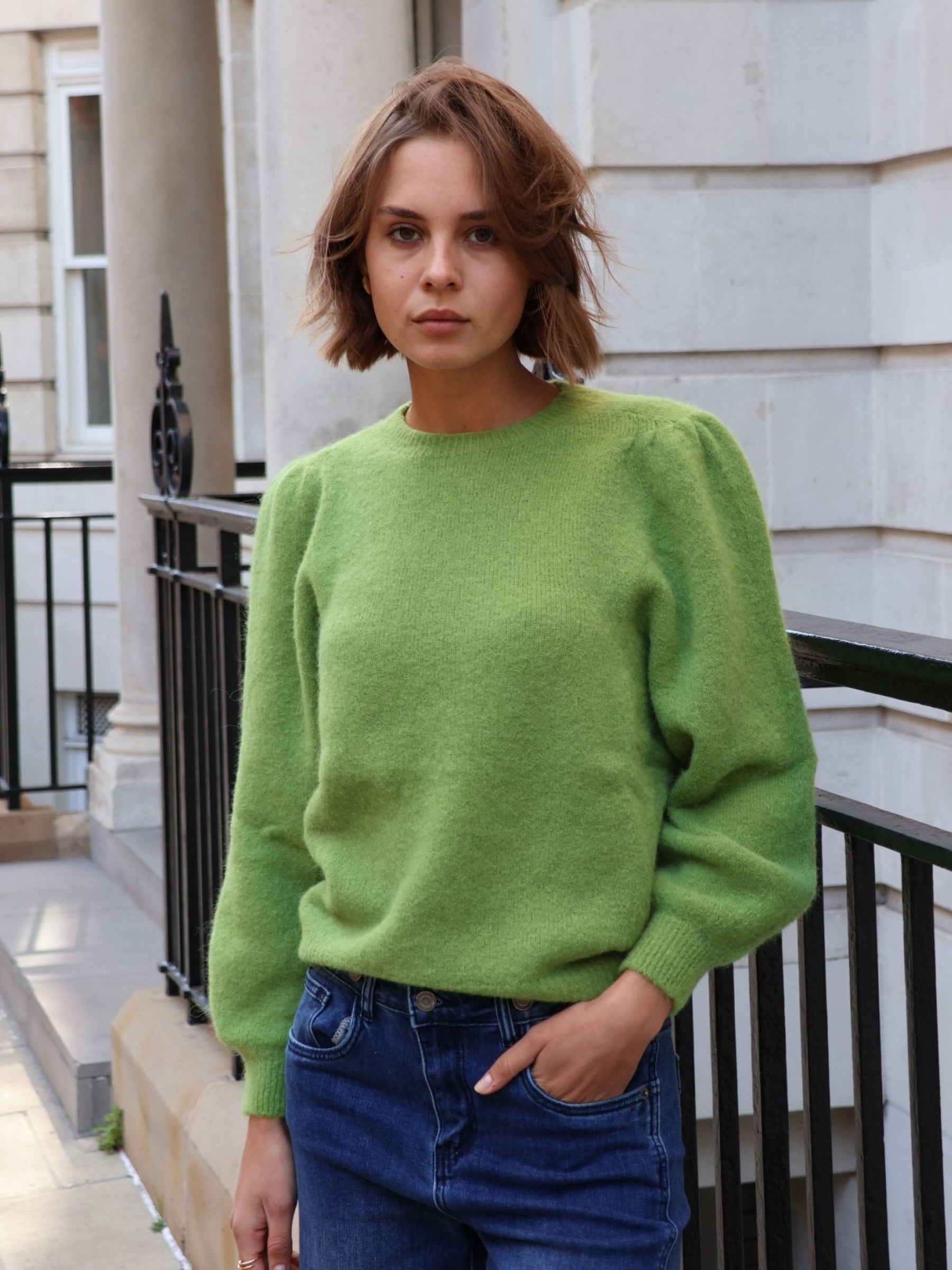 Anni - Puff sleeve jumper Olive