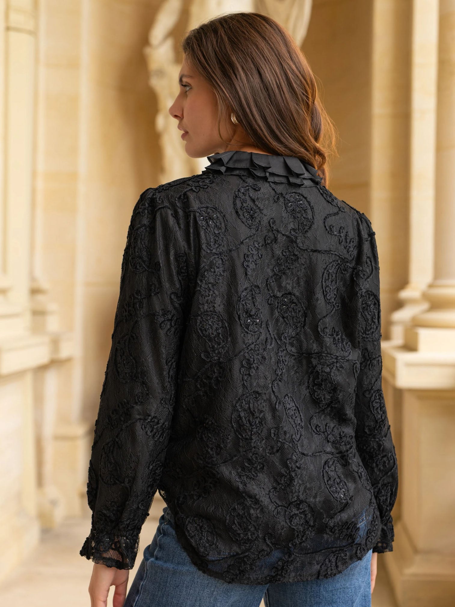 Soren - Lace and collar shirt