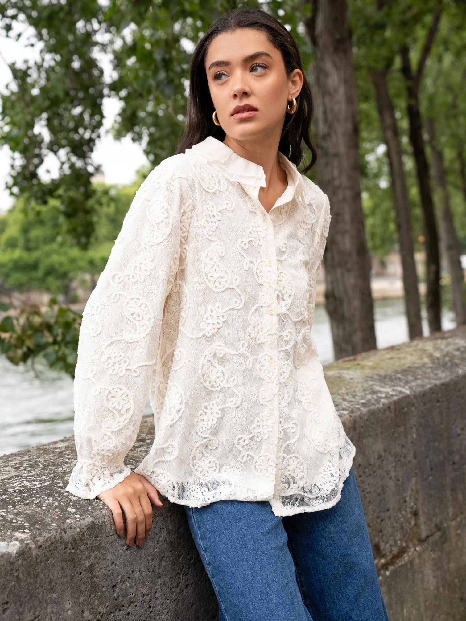 Soren - Lace and collar shirt