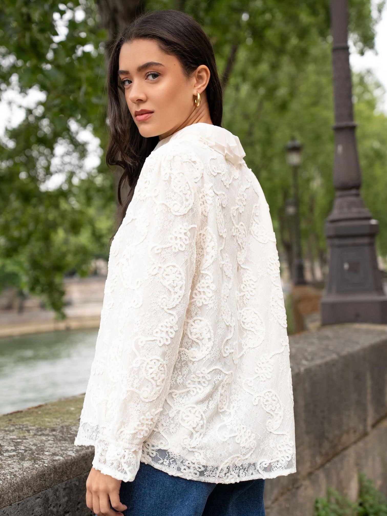 Soren - Lace and collar shirt