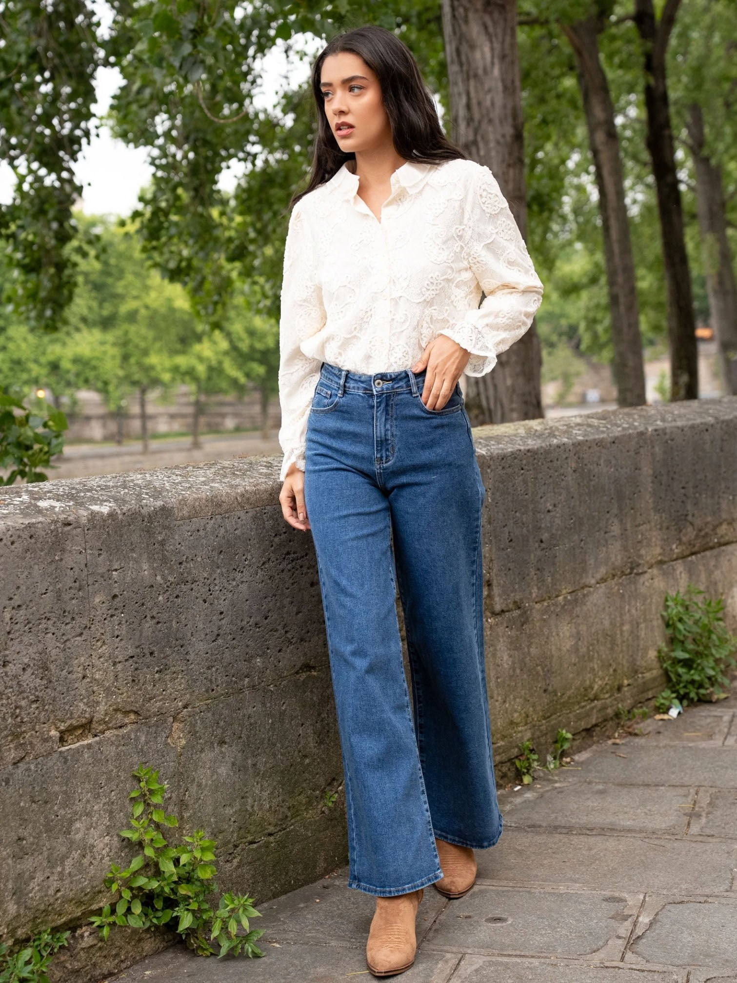 Soren - Lace and collar shirt