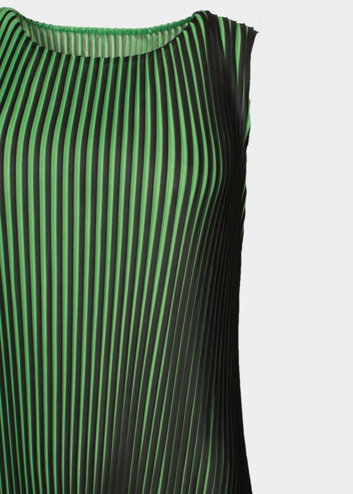 Helena green and black sleeveless trapeze pleated dress