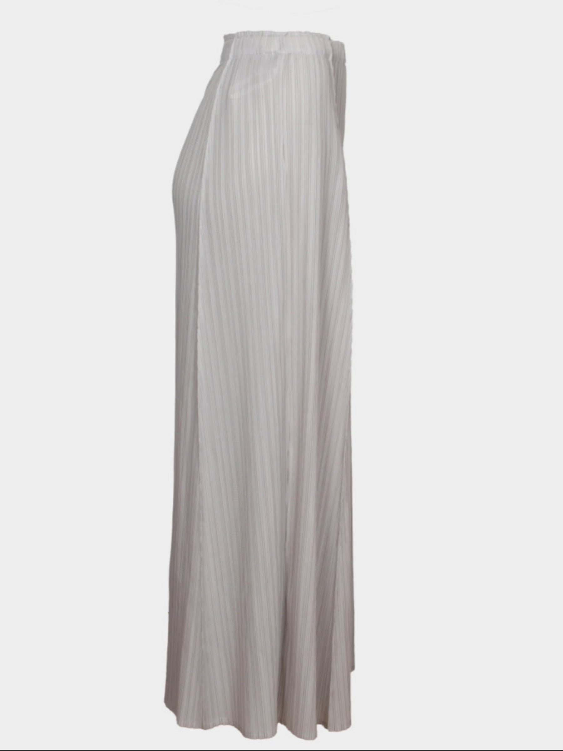 Mikaela light grey wide leg pleated 3/4 trouser